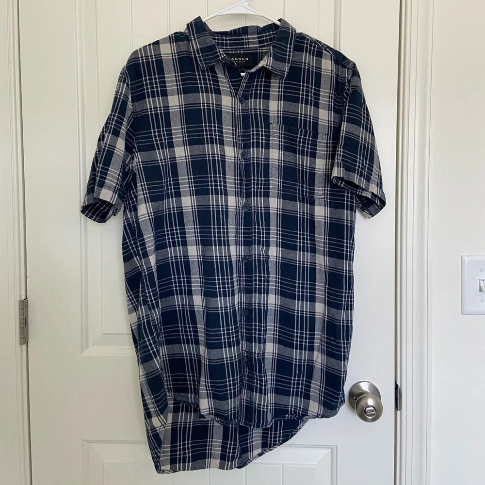 Pacsun Los Angeles men’s‎ longer fit plaid button down shirt — large
